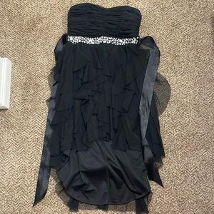 Strapless black short dress
